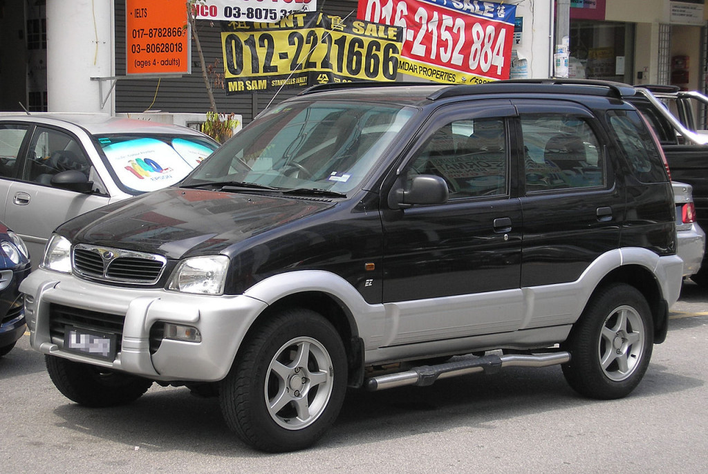1280px-Perodua_Kembara_(front),_Serdang
