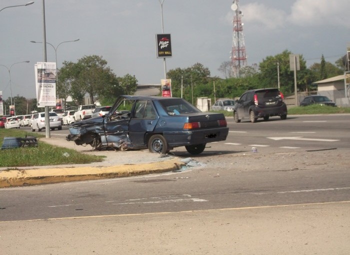 世界の車装から vol.12|コタキナバルの人たちの人柄と交通マナー